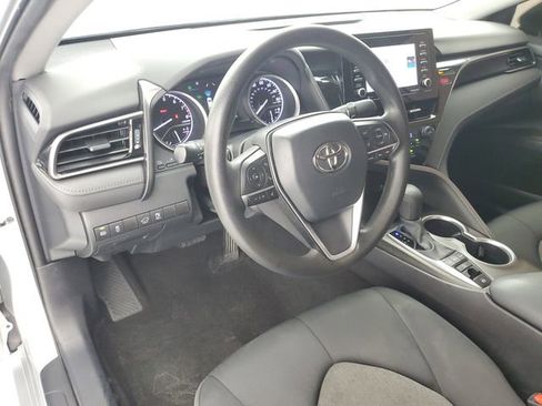 Used 2022 Toyota Camry LE AWD/4WD image 17