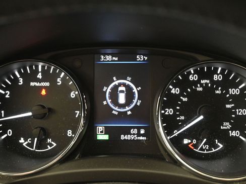 Used 2018 Nissan Rogue SL image 21