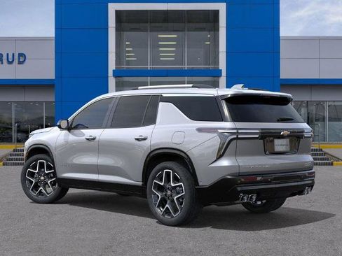 New 2026 Chevrolet Traverse High Country w/ LPO, Floor Liner Package image 3