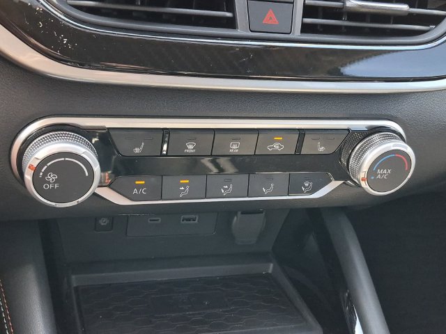 Used 2024 Nissan Altima 2.5 SR w/ SR Premium Package FWD image 37