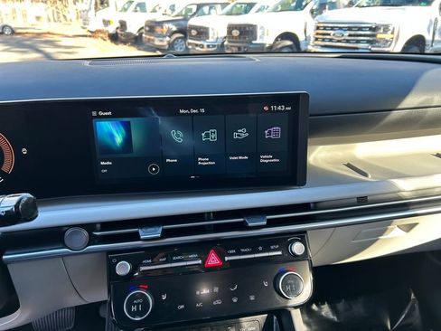 Used 2025 Hyundai Tucson SEL image 17