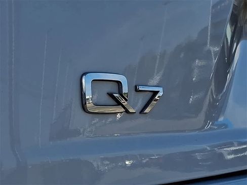 Used 2017 Audi Q7 3.0T Premium Plus w/ Premium Plus Package image 33