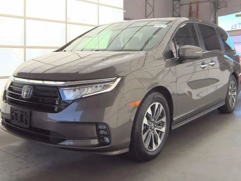 Used 2021 Honda Odyssey EX-L image 3