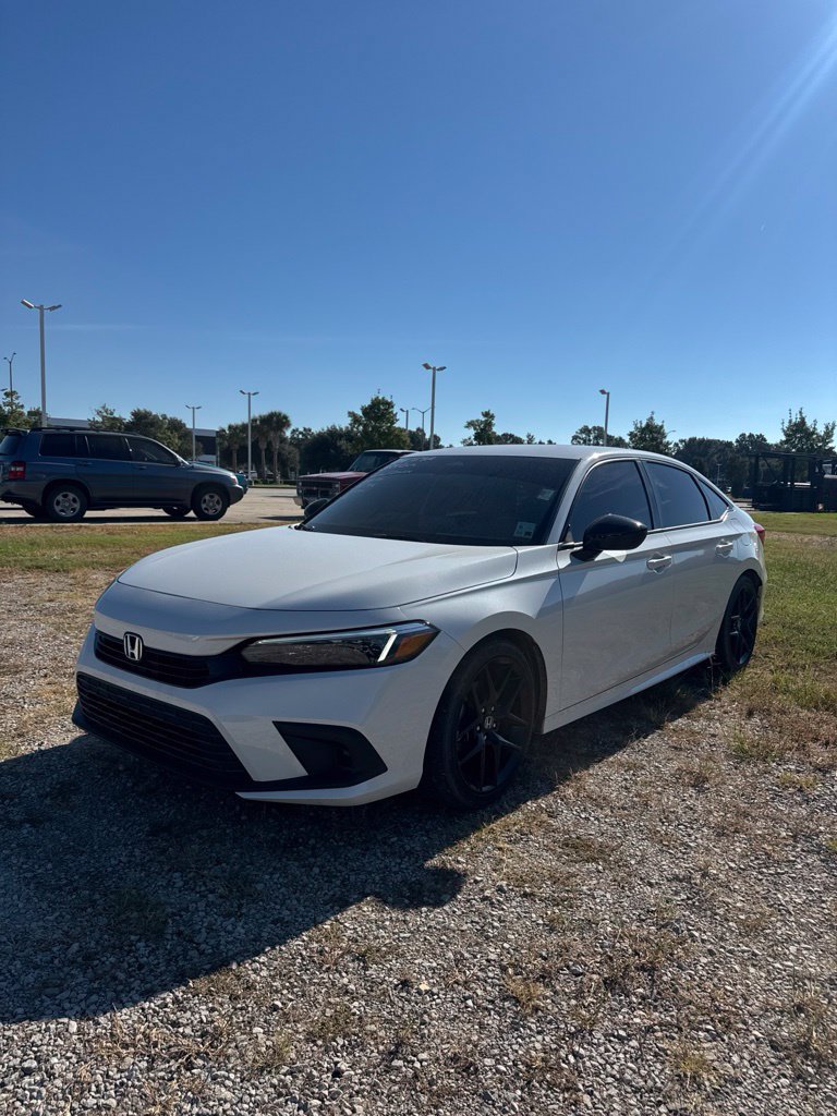 Used 2024 Honda Civic Sport image 1
