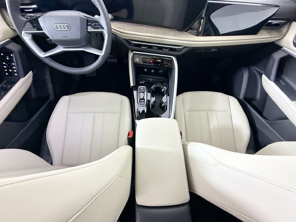 Used 2026 Audi Q5 Premium AWD/4WD image 17