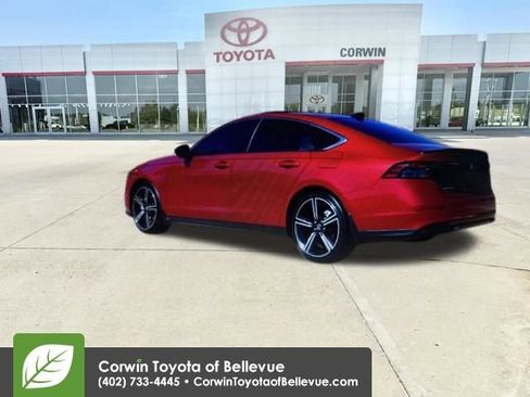 Used 2025 Honda Accord Sport image 17