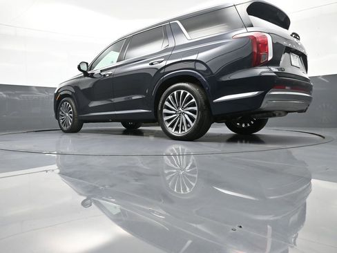 Used 2024 Hyundai Palisade Calligraphy image 34