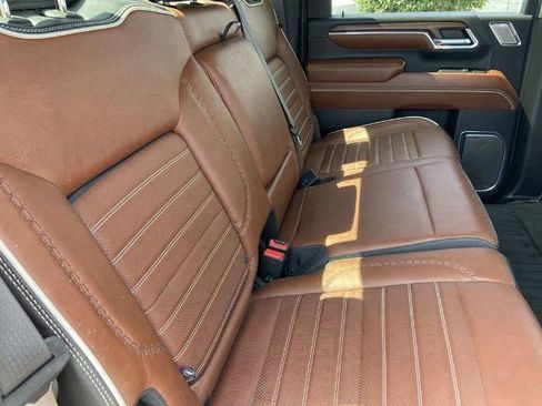 Used 2024 GMC Sierra 3500 Denali Ultimate AWD/4WD image 23