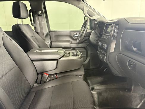 Used 2024 Chevrolet Silverado 2500 W/T w/ WT Convenience Package AWD/4WD image 17