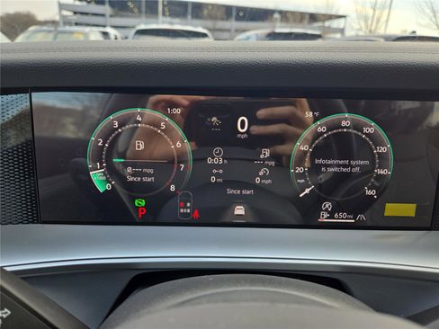 New 2026 Volkswagen Tiguan SE image 17