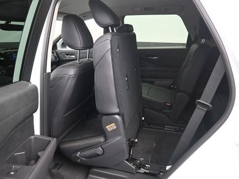 New 2026 Nissan Pathfinder SL AWD/4WD image 28