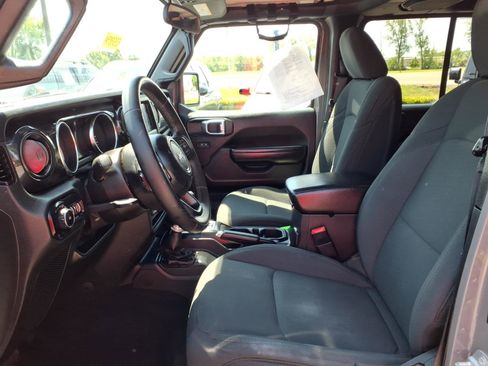 Used 2021 Jeep Wrangler Unlimited Sport AWD/4WD image 24