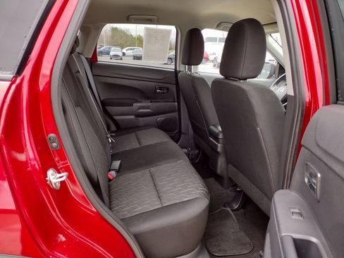 Used 2024 Mitsubishi Outlander Sport ES AWD/4WD image 9