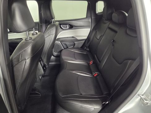Certified 2025 Jeep Compass Limited w/ Elite Group AWD/4WD image 25