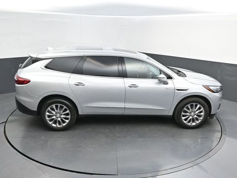 Used 2019 Buick Enclave Essence FWD image 34