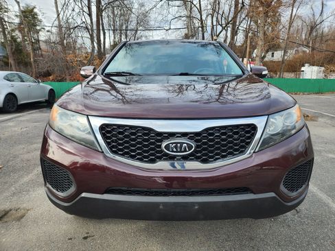 Used 2012 Kia Sorento LX image 2