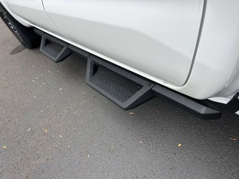 New 2025 Nissan Frontier PRO-4X image 10