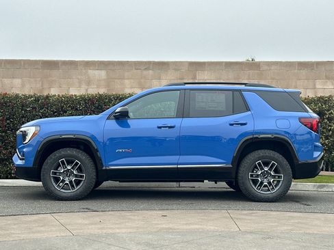 New 2026 GMC Terrain AT4 AWD/4WD image 7