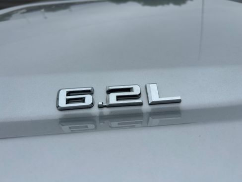 Used 2019 Chevrolet Silverado 1500 LTZ w/ LTZ Plus Package AWD/4WD image 6