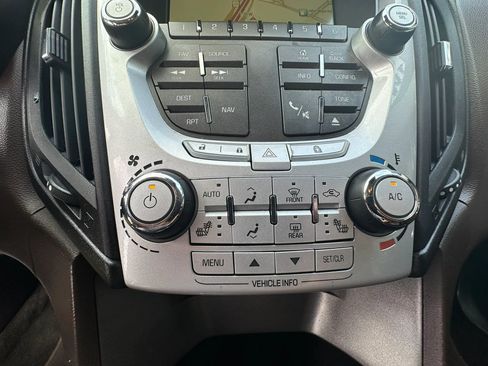 Used 2014 Chevrolet Equinox LTZ FWD image 32