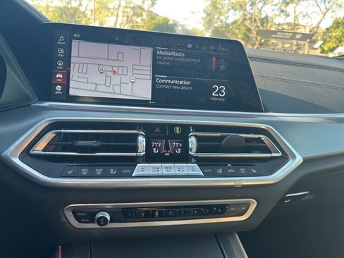 Used 2023 BMW X5 xDrive40i w/ Parking Assistance Package image 16