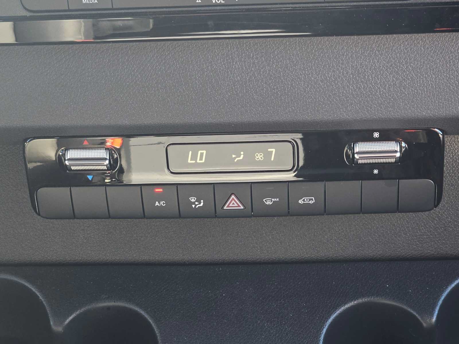 Used 2026 Mercedes-Benz Sprinter 2500 image 27
