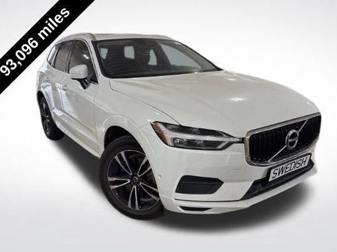 Used 2019 Volvo XC60 T6 Momentum w/ Premium Package AWD/4WD image 2