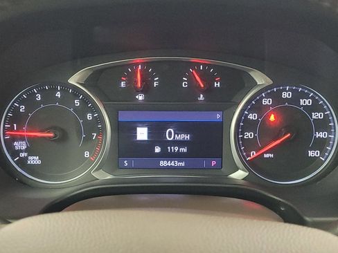 Used 2021 GMC Acadia SLT w/ Premium Package FWD image 23