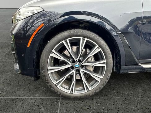 Used 2022 BMW X7 xDrive40i w/ M Sport Package image 14