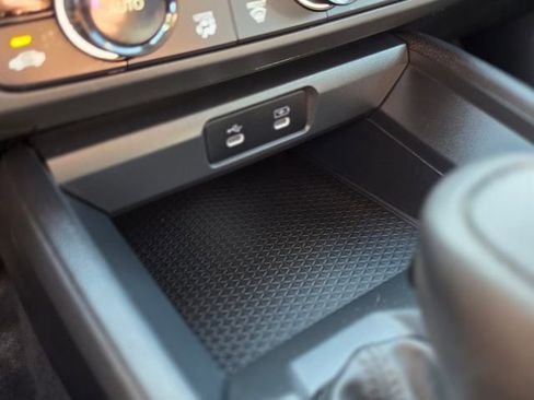 Used 2023 Honda Accord EX image 24