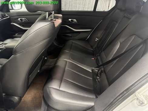 Used 2019 BMW 330i xDrive Sedan w/ Driving Assistance Package AWD/4WD image 9