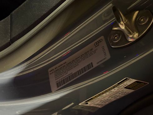 Certified 2022 Audi e-tron GT Prestige w/ Prestige Package image 18