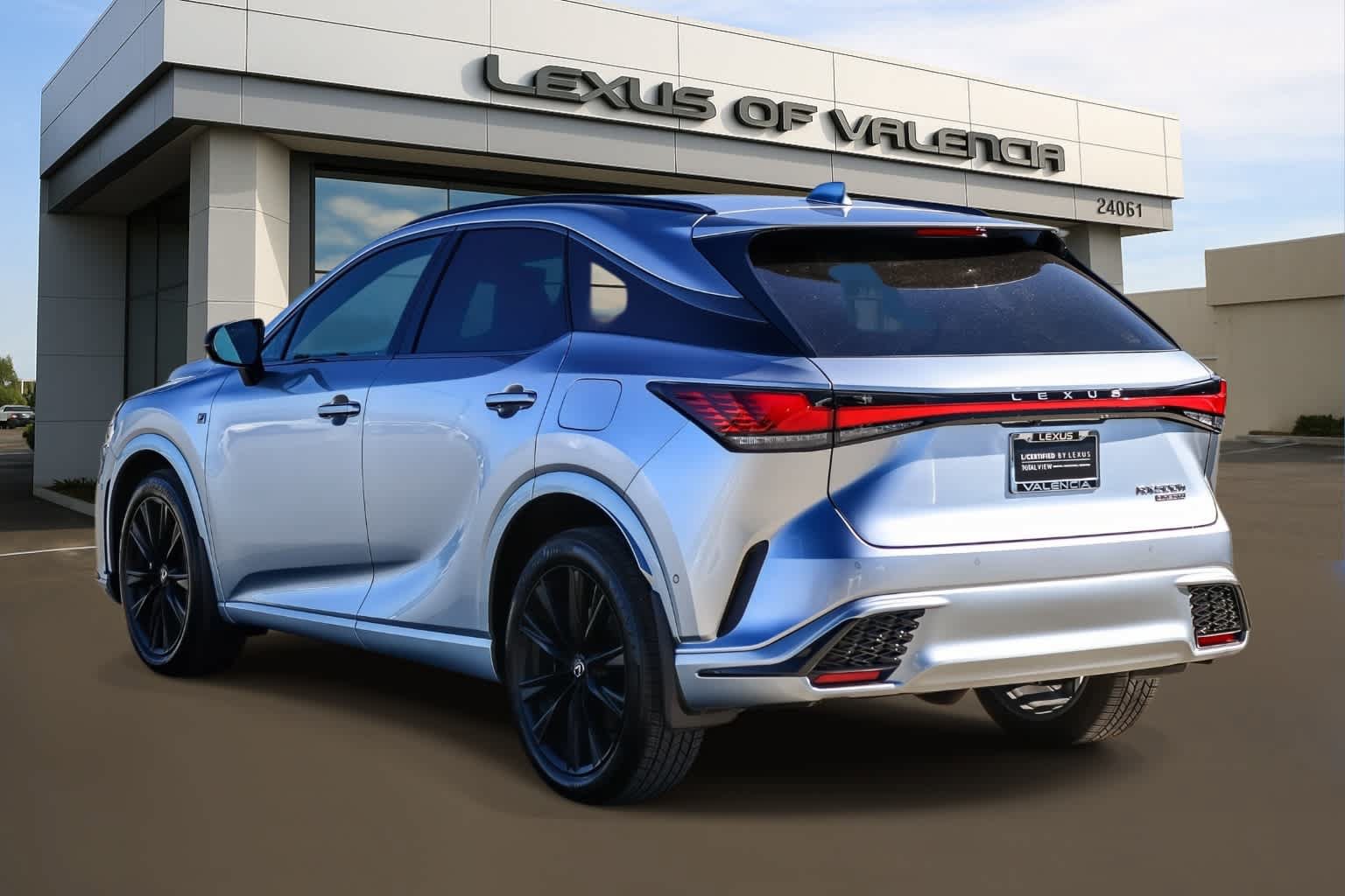 Certified 2024 Lexus RX 500h F Sport w/ Convenience Package AWD/4WD image 2