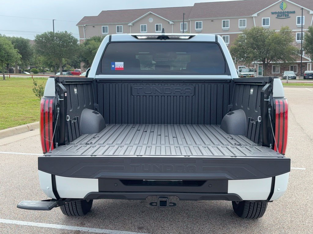 Used 2026 Toyota Tundra Platinum AWD/4WD image 7