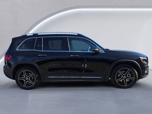 New 2026 Mercedes-Benz GLB 250 4MATIC image 3