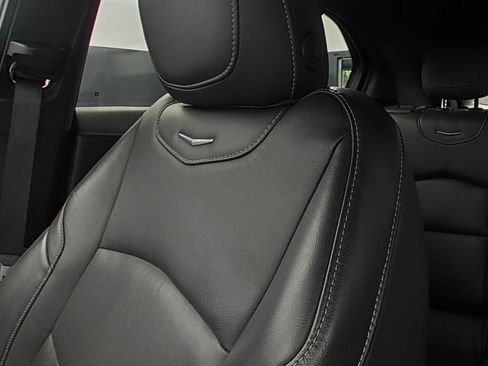 Used 2024 Cadillac XT4 Premium Luxury FWD image 9