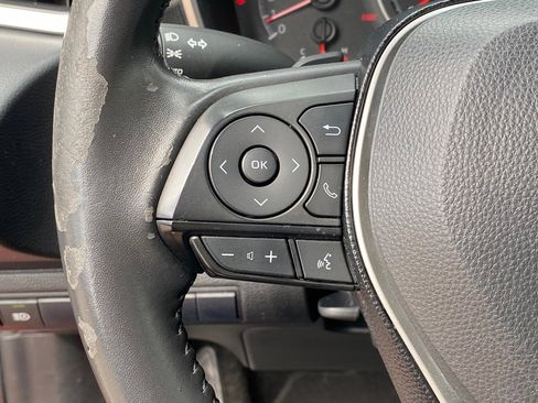 Used 2021 Toyota Corolla SE w/ Special Edition image 22