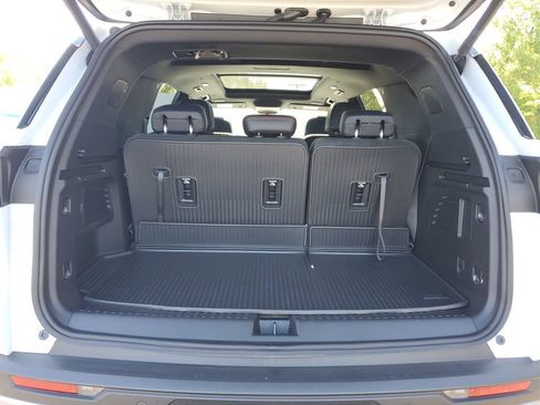 Used 2026 Chevrolet Traverse Z71 w/ Driver Confidence Package AWD/4WD image 9