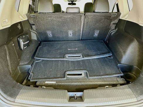 Certified 2023 Nissan Rogue SL AWD/4WD image 26
