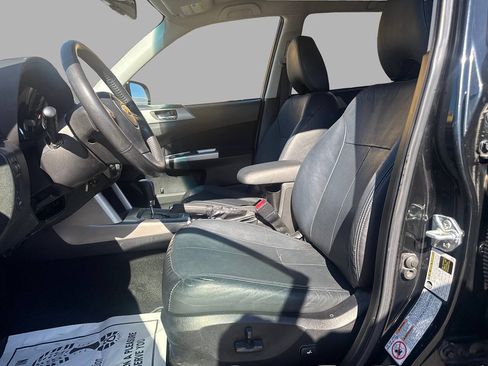 Used 2010 Subaru Forester 2.5X Limited AWD/4WD image 7