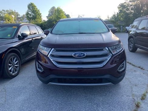 Used 2018 Ford Edge SEL w/ Equipment Group 201A AWD/4WD image 3