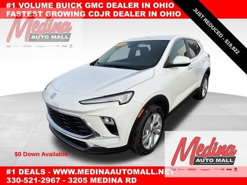 Used 2024 Buick Encore GX Preferred image 1