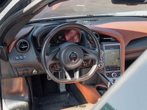 Used 2018 McLaren 720S Luxury image 18