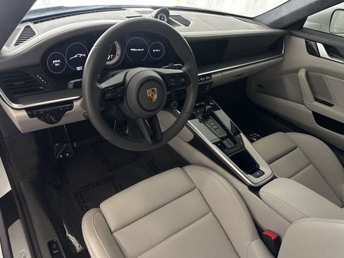 Certified 2021 Porsche 911 Turbo S image 4