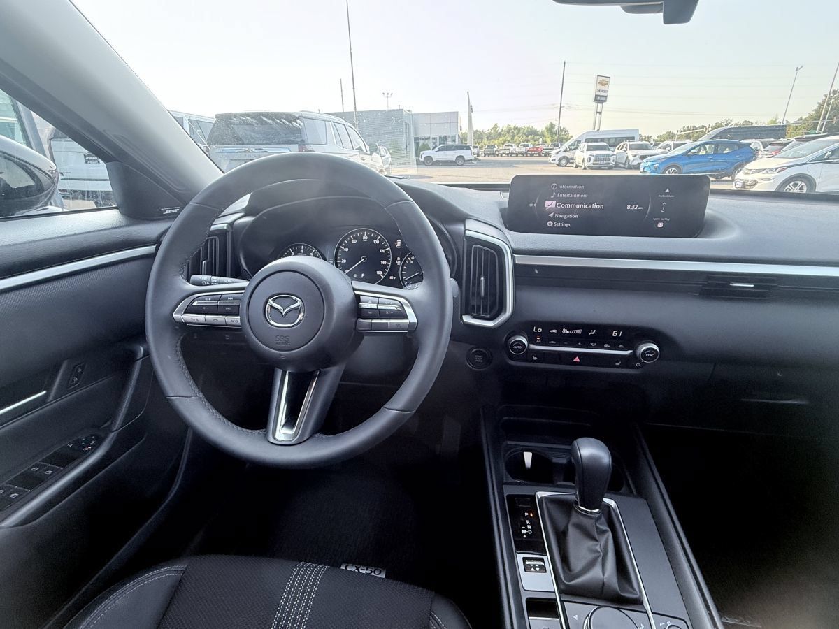 Used 2025 MAZDA CX-50 AWD 2.5 S w/ Cargo Package image 11
