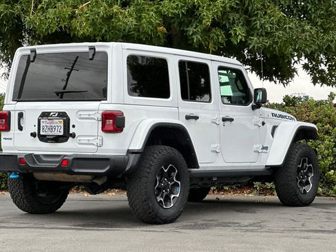 Used 2021 Jeep Wrangler Unlimited Rubicon 4xe image 4