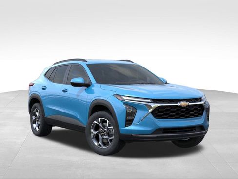 New 2026 Chevrolet Trax LT image 7