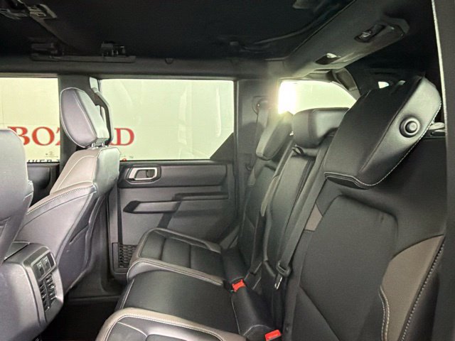 Used 2026 Ford Bronco Outer Banks AWD/4WD image 27