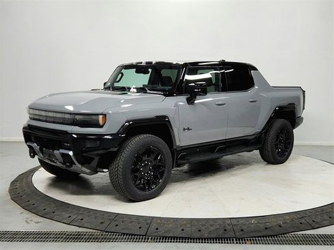 New 2026 GMC Hummer EV 4x4 Crew Cab image 3