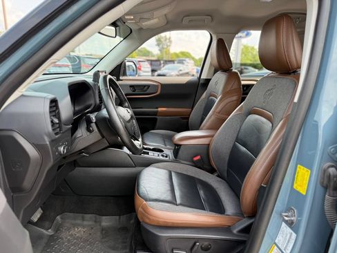 Used 2022 Ford Bronco Sport Outer Banks w/ Tech Package AWD/4WD image 9
